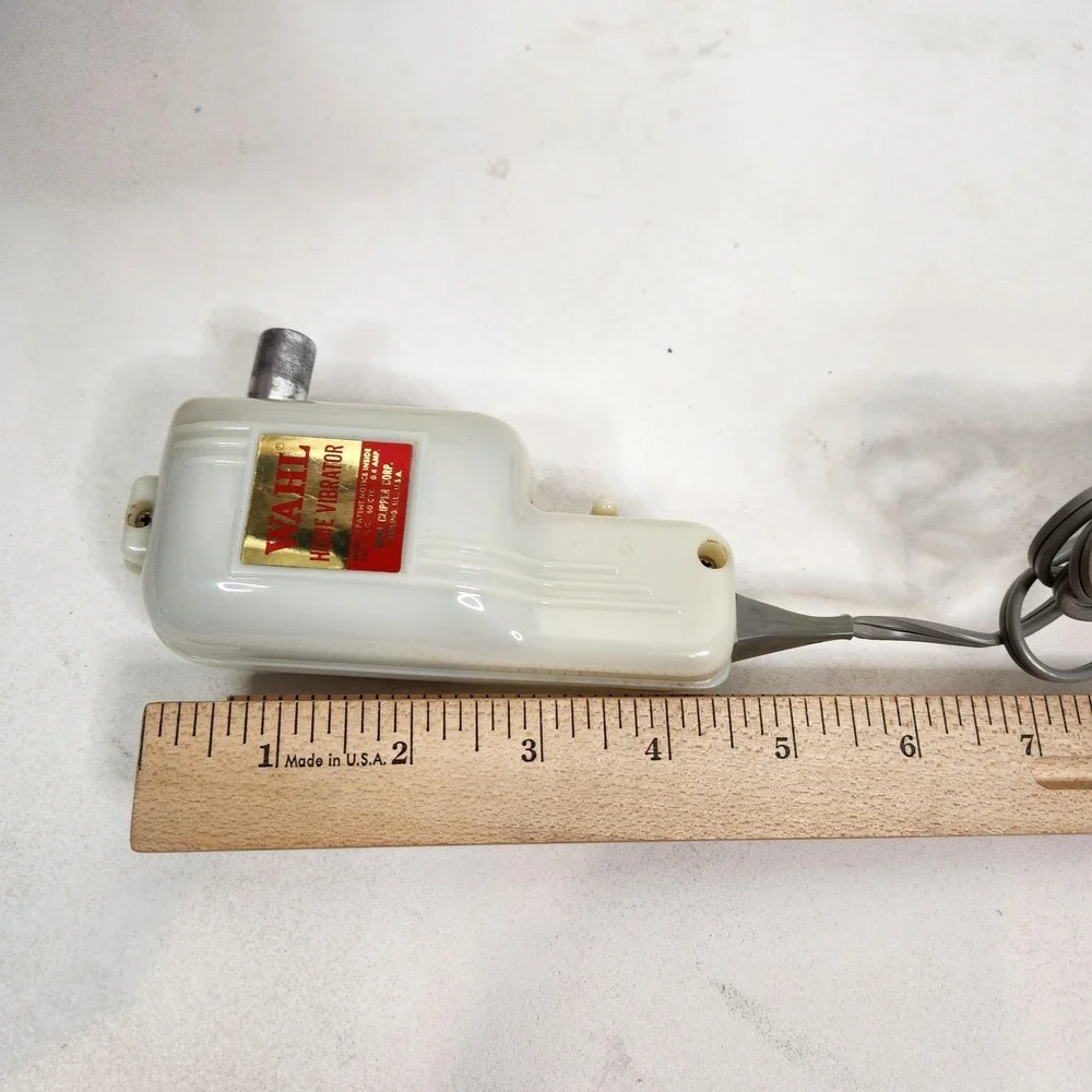 Wahl Model E Home Electric Vibrator Massager White W/ 3 Attachments Box Vintage
